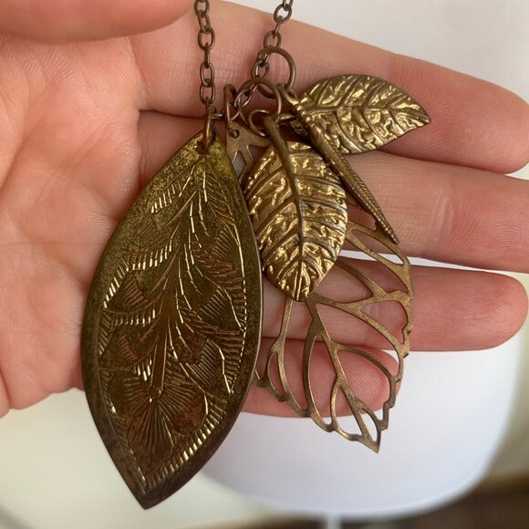 Long Golden Leafy Pendant Necklace - Picture 2 of 4